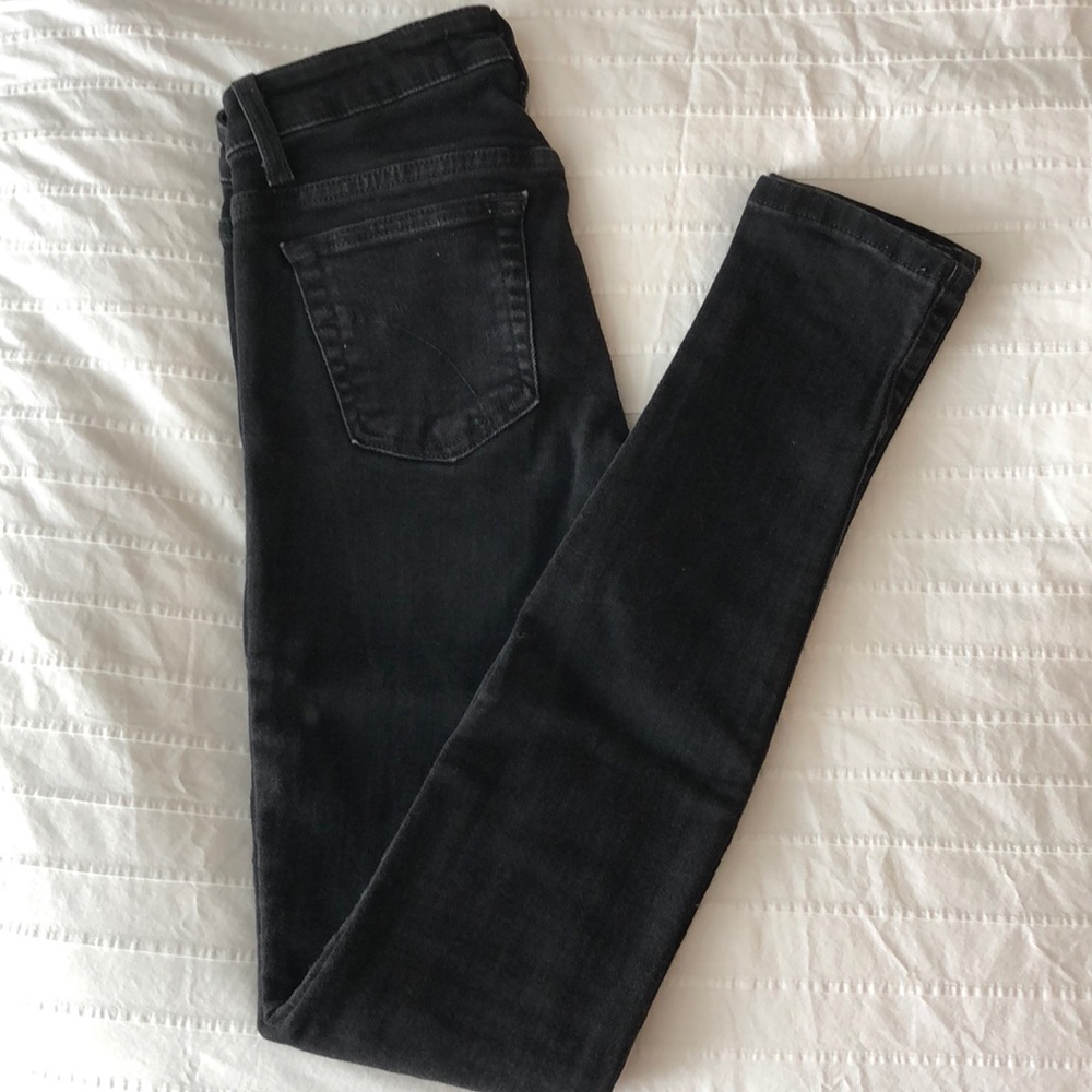 Black wash skinny jeans